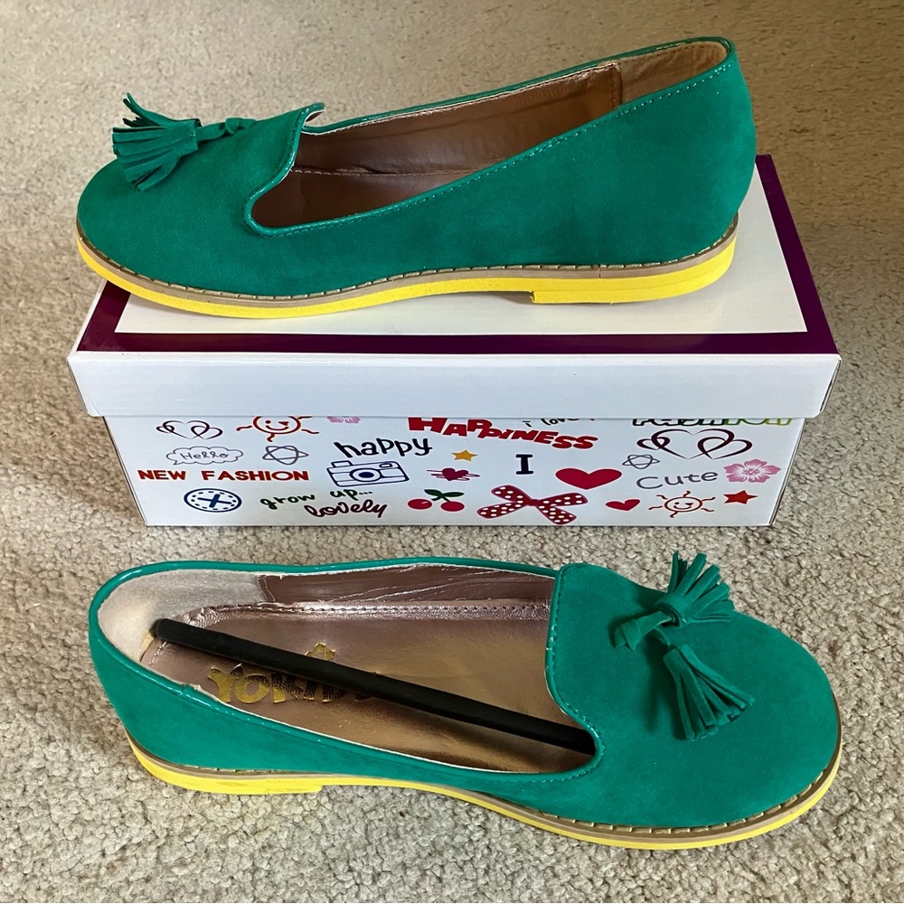 Yokids Green Loafers Girls Size 3